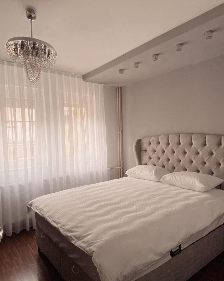 Diamond Apartment Prishtina Prishtine Bagian luar foto