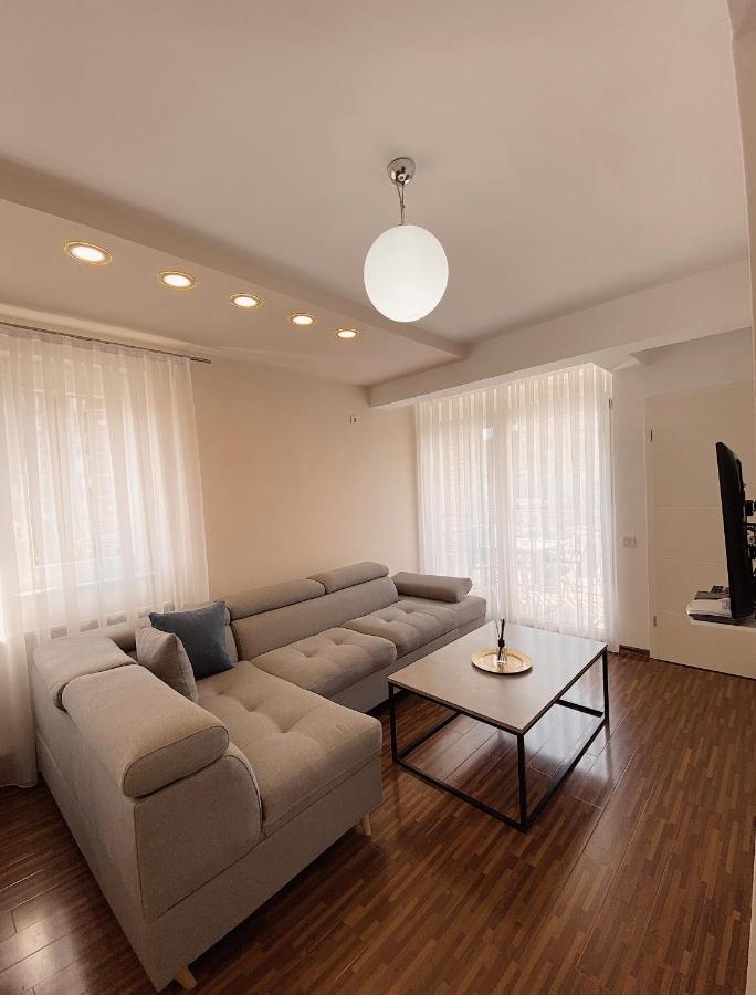 Diamond Apartment Prishtina Prishtine Bagian luar foto